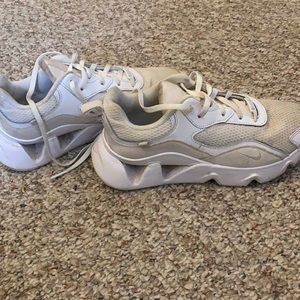 Nike Rize women’s fashion sneakers. White size 7 still for sale on Nike